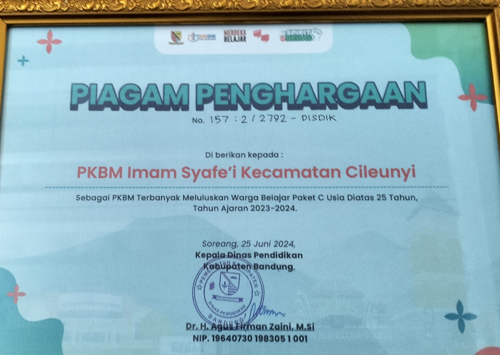 PKBM Imam Syafei Raih Penghargaan Dinas Pendidikan Kabupaten Bandung